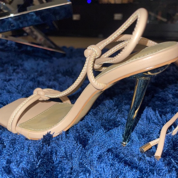 Never worn nude leather heeled sandals - Picture 7 of 7